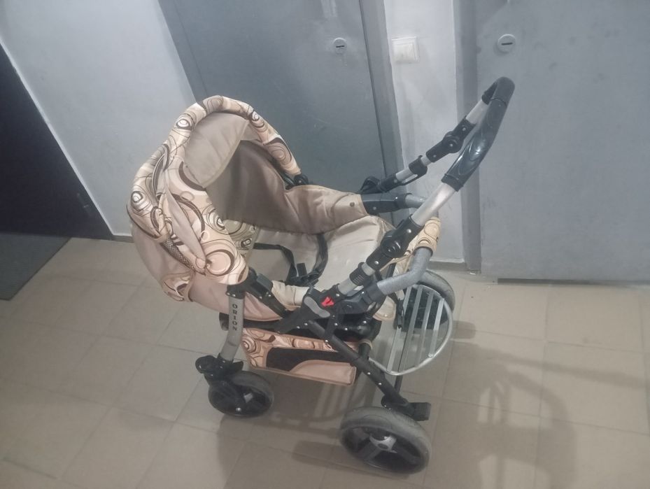 Продам коляску детскую