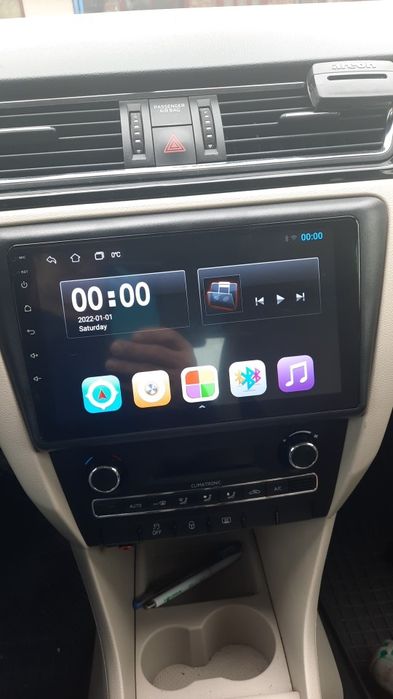 Navigatie android Skoda Rapid Waze YouTube GPS BT USB