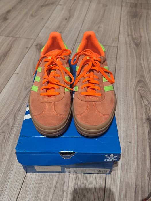 Vând Adidas Gazelle cu platforma