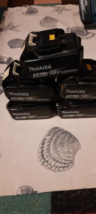 Acumulator makita 18v