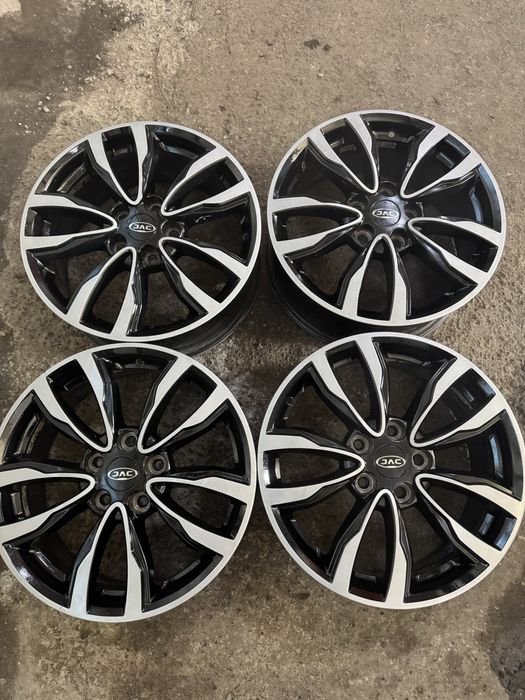 Диски на 17 5/114,3