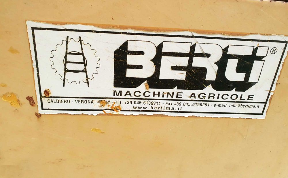 Freza BERTI 6M, TSB/P 600, tocator vegetatie vie arbusti iarba tractor