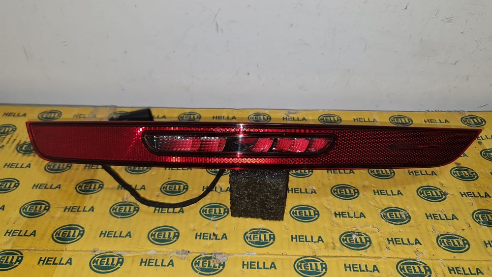 Lampa tripla stop ceata bara spate Porsche Macan 95B 95B945726T NOU