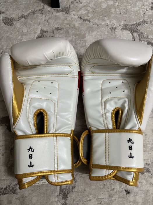 Продается Перчатки Wesing!