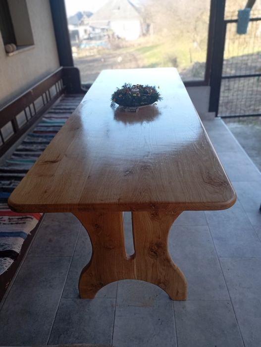 Masa de lemn masiv, stejar