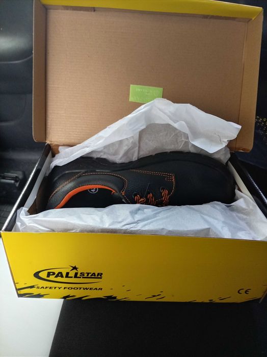 Работни обувки 42 номер