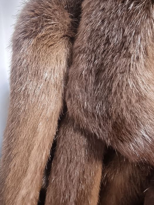 Ново, естествен косъм палто от бобър  swiss made