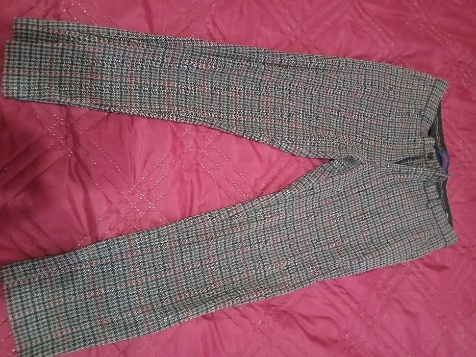 Продавам много запазени дънки и панталони  DSQUARED.  Scotch Soda.