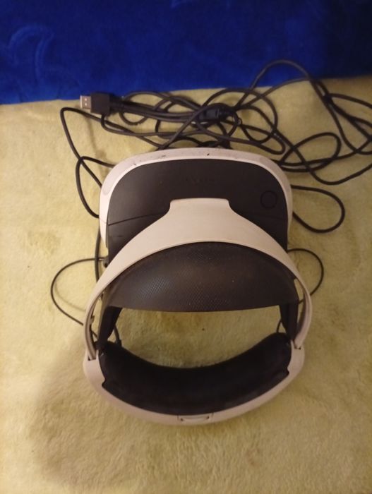 Vând puscă de ps4 și ochelari viar ps4