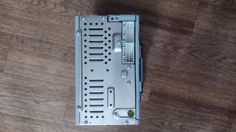 Продаю автомагнитолу КИЯ РИО 3