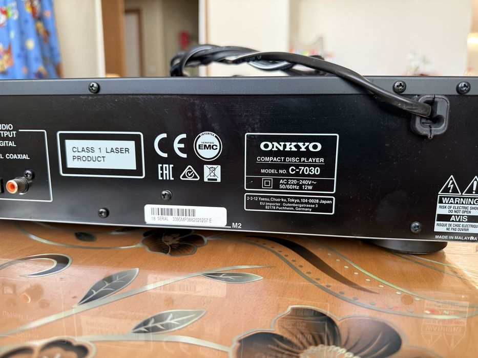 Onkyo C-7030 CD Player