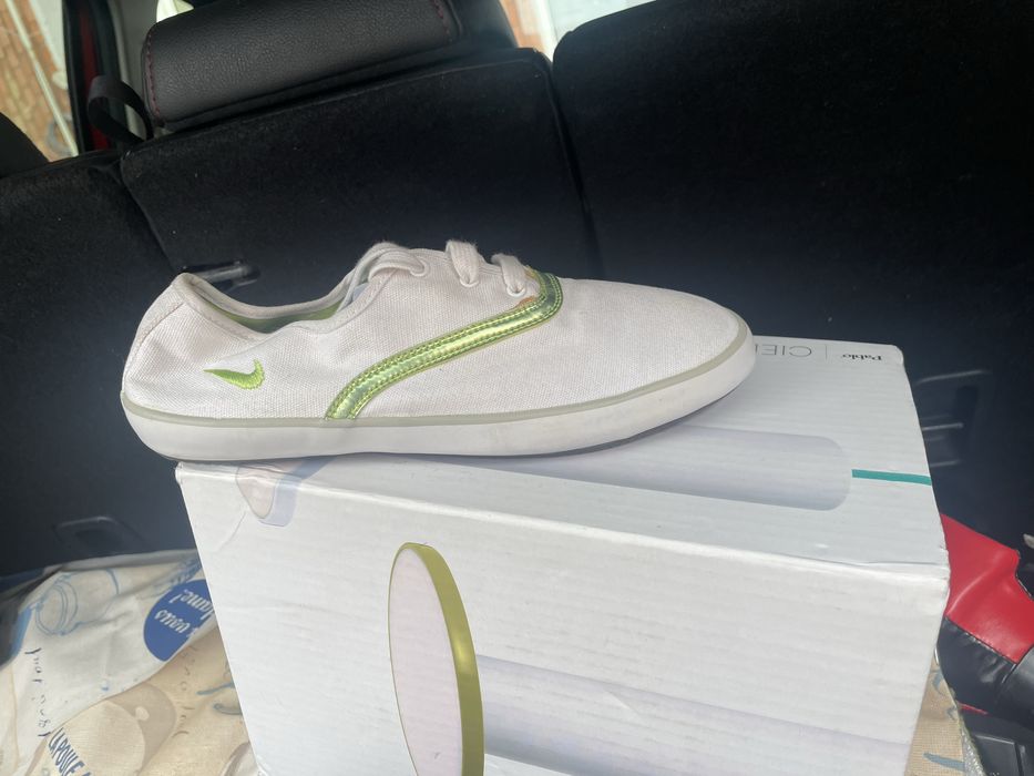 Adidasi noi puma ,nike si convers