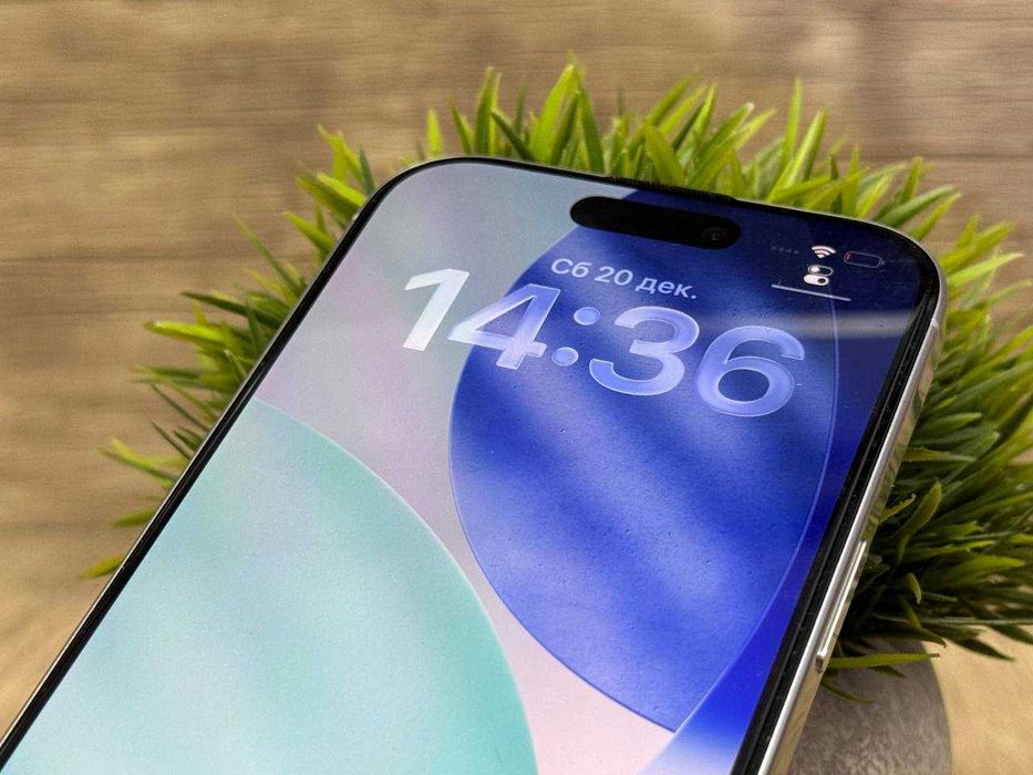 б/у Phone 16 Pro 128Gb Silver  1-sim зареган в UZIMEI