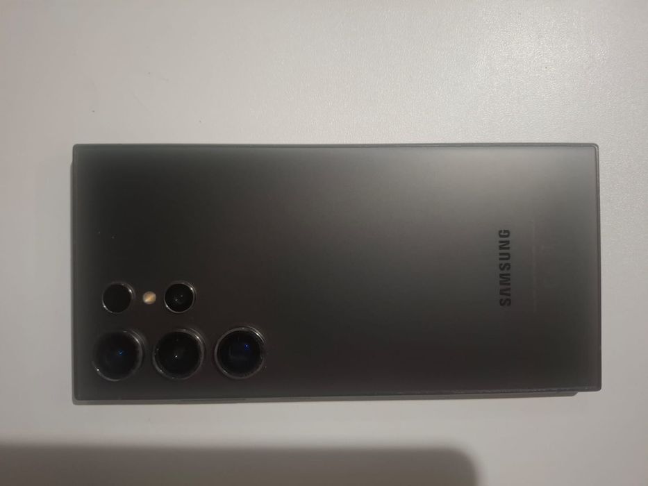 Продам телефон самсунг s24 ultra