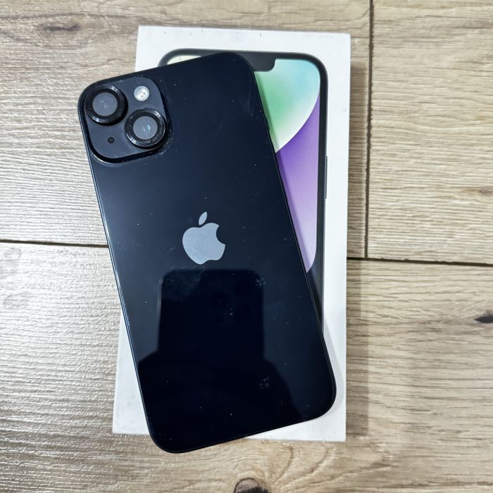 Продам Iphone 14