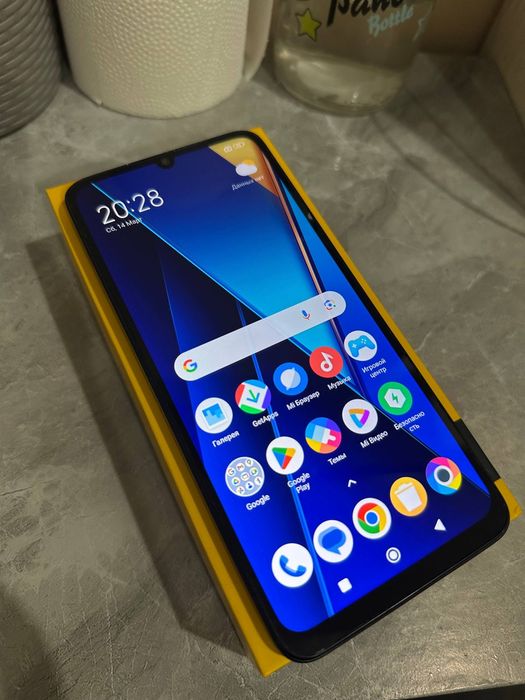 Poco c65 8GB RAM 256GB