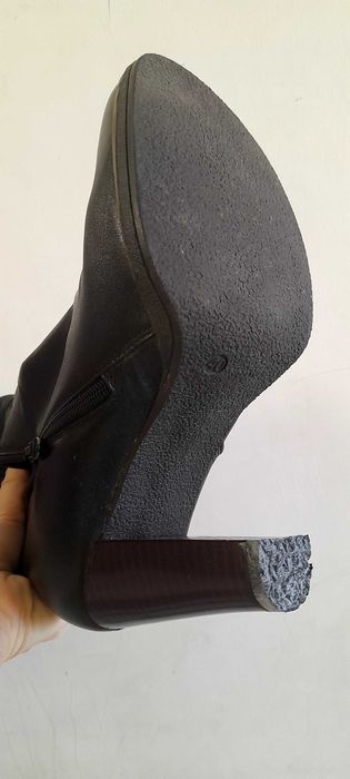 Продам зимние сапоги