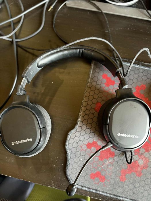 Монитор Philips 27