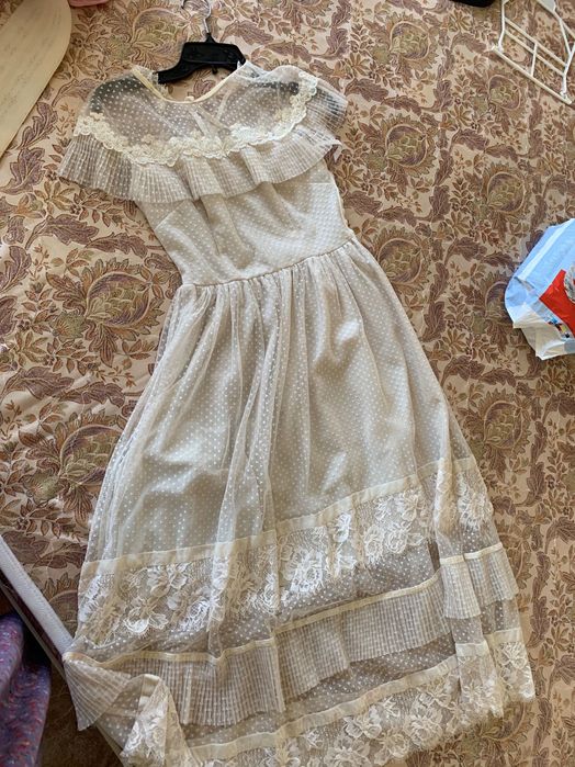 Женское платье нарядное