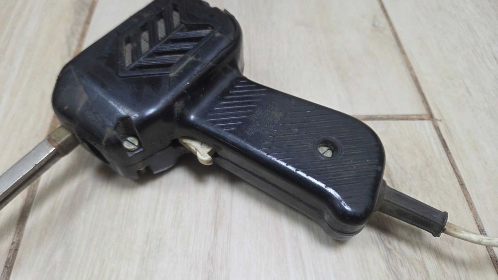 Vandut Pistol de lipit romanesc Coop Radio Progres Bucuresti