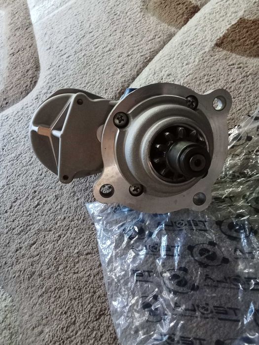 продам стартер Вольво FL6  двигатель ТД 61