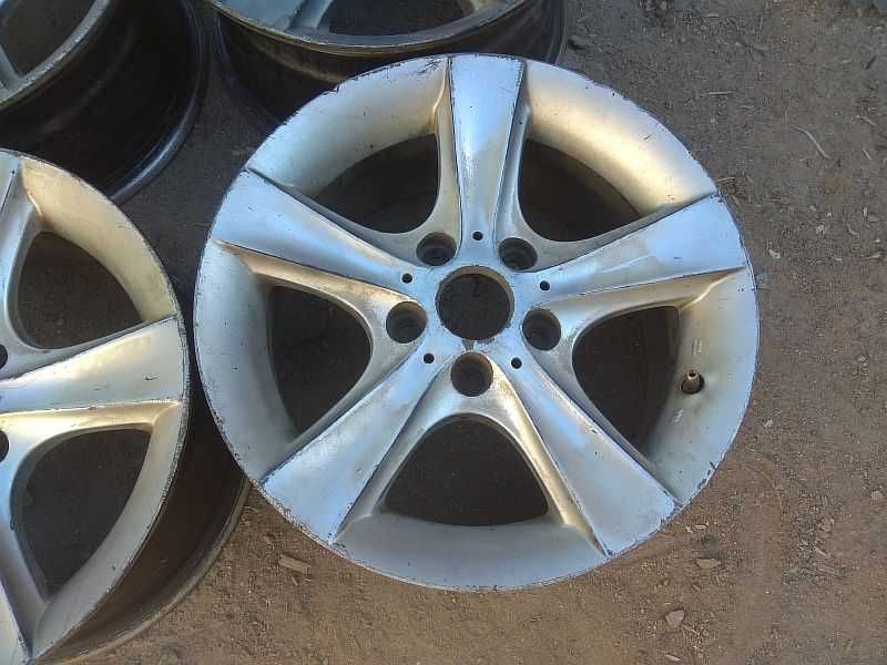 Продам легкосплавные диски на автомашину Mercedes