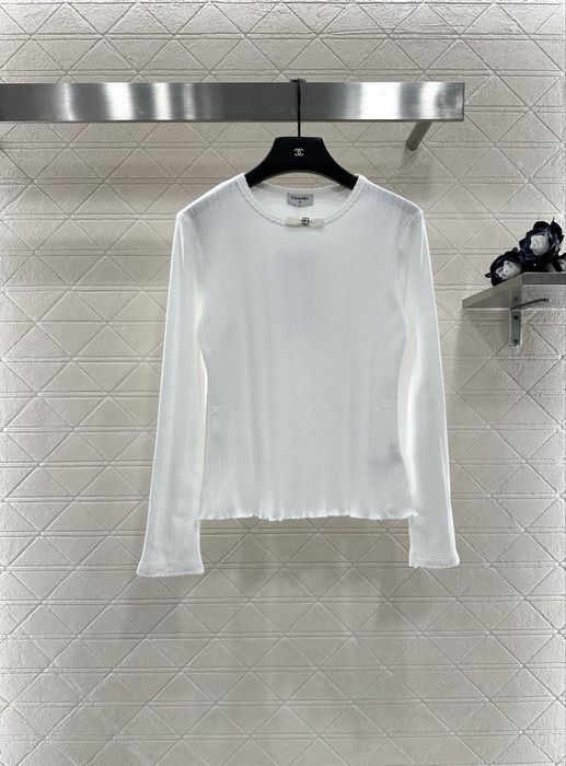 Пуловери C.h.a.n.e.l