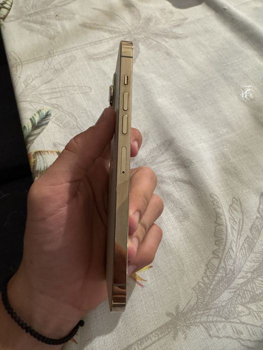 Продавам iPhone 13 pro max