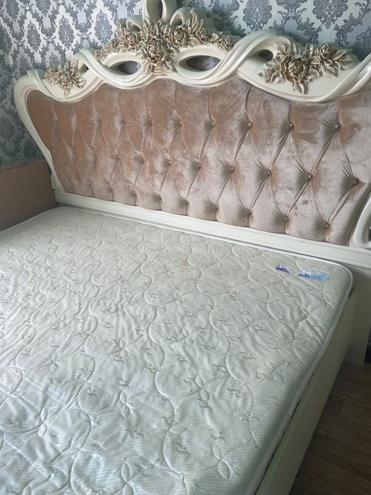 Мебель в хорошем состояние