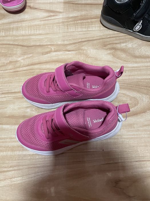 Кроссовки geox 31