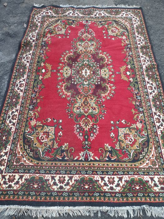 Продам ковёр б/у