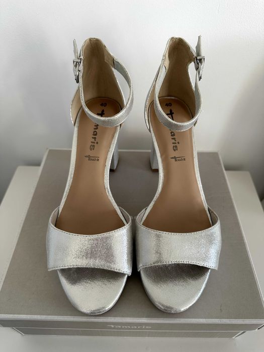 Tamaris Sandale Cu Platforma Argintiu / Silver