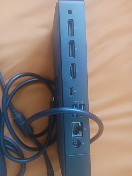 Докинг станция dell k20a и оригинално зарядно