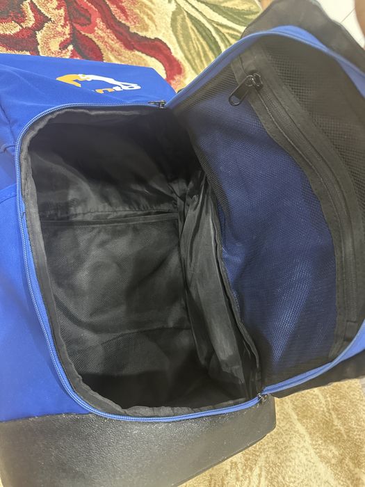 продается 2 рюкзака бренда Manto,Adidas