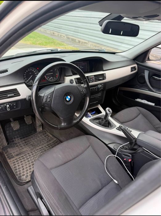 Bmw seria3 e90 Facelift 2011