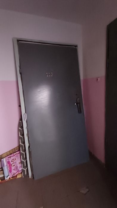 Продам Железную дверь