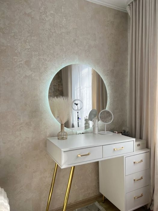 Туалетный столик