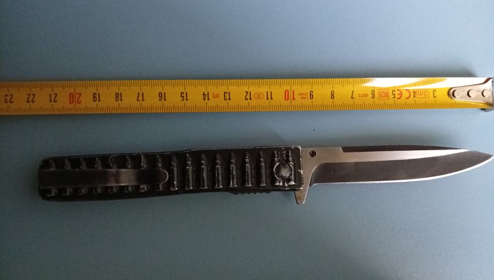 Briceag Militar Semiautomat