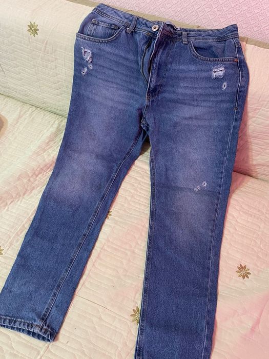 Продам мужские джинсы