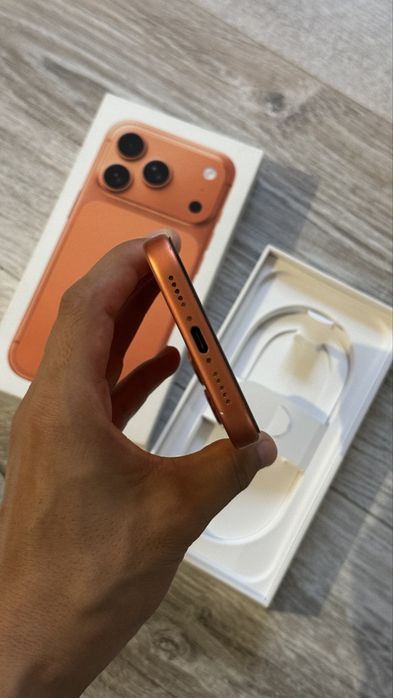 Iphone 17Pro с гарантией