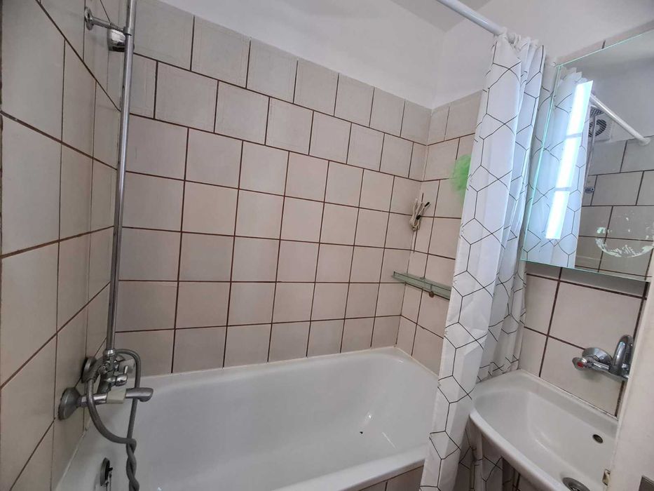 Тристаен апартамент под наем в ж.к. Борово