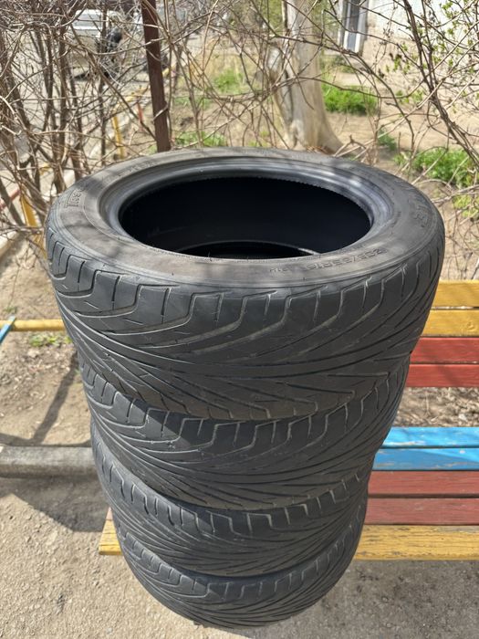 Летние шины б/у в хорошем состгянии