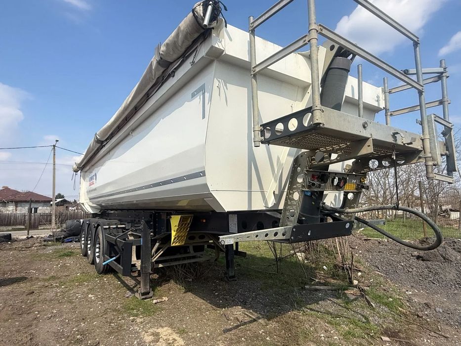 Schmitz Cargobull ski  27m3