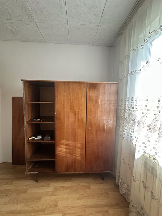 Продается шкафчики