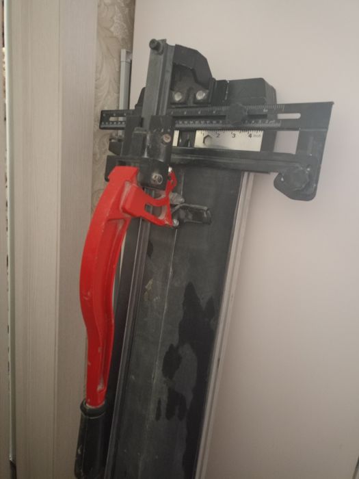 Продам Плиткорез