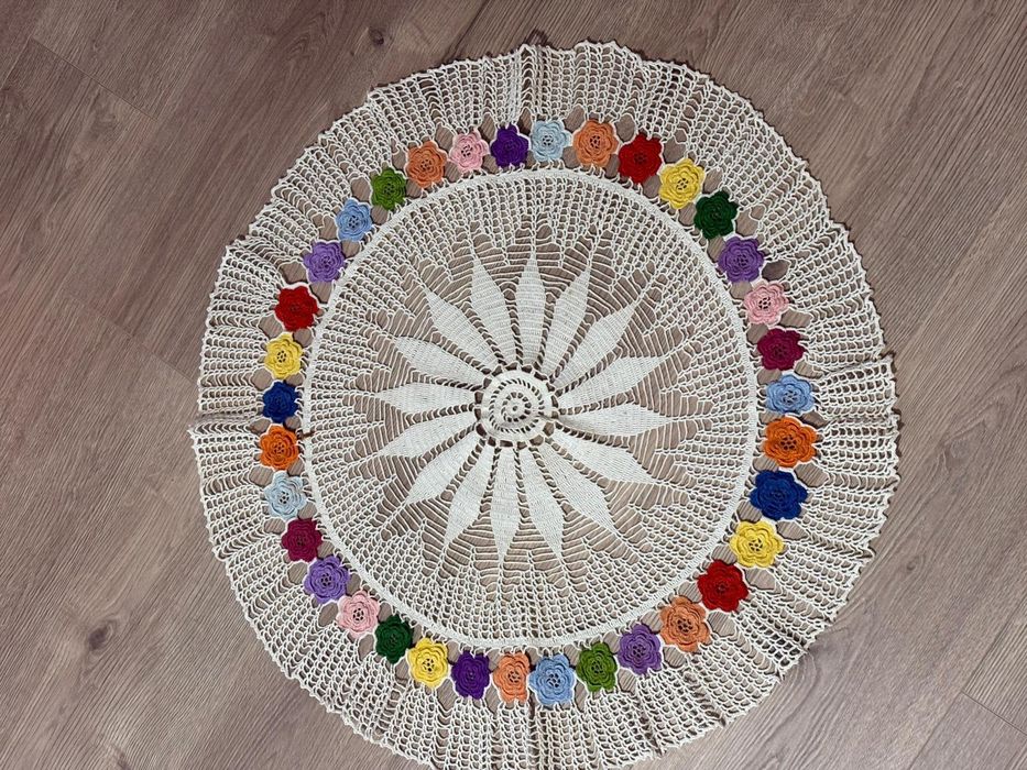 Croșetată manual cu flori