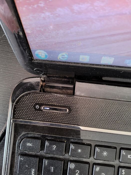 Продам б/у ноутбук hp