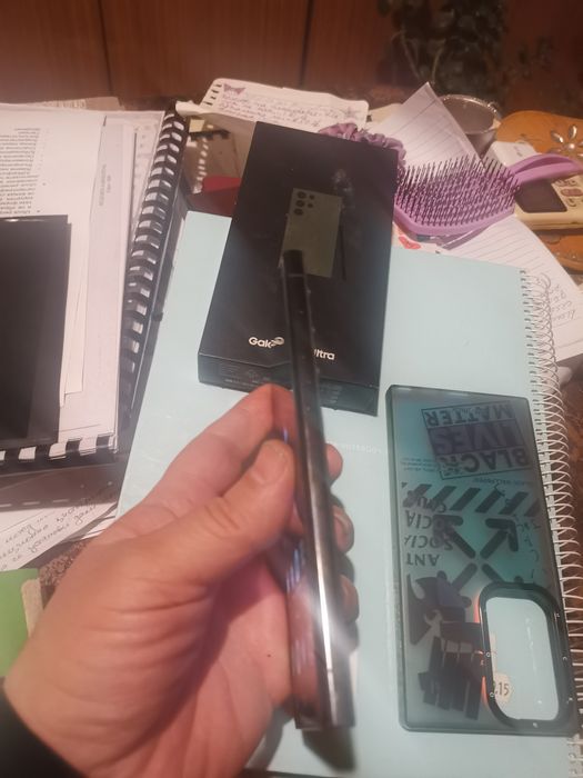 Продавам Samsung s23 ultra