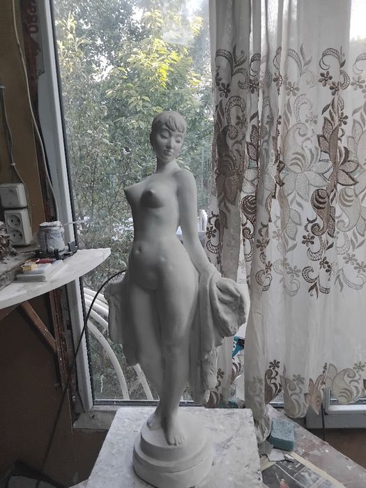 Скульптуры, Бюсты, Статуи.