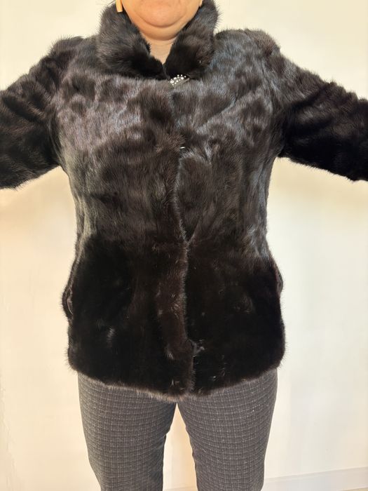 Продам   шубу